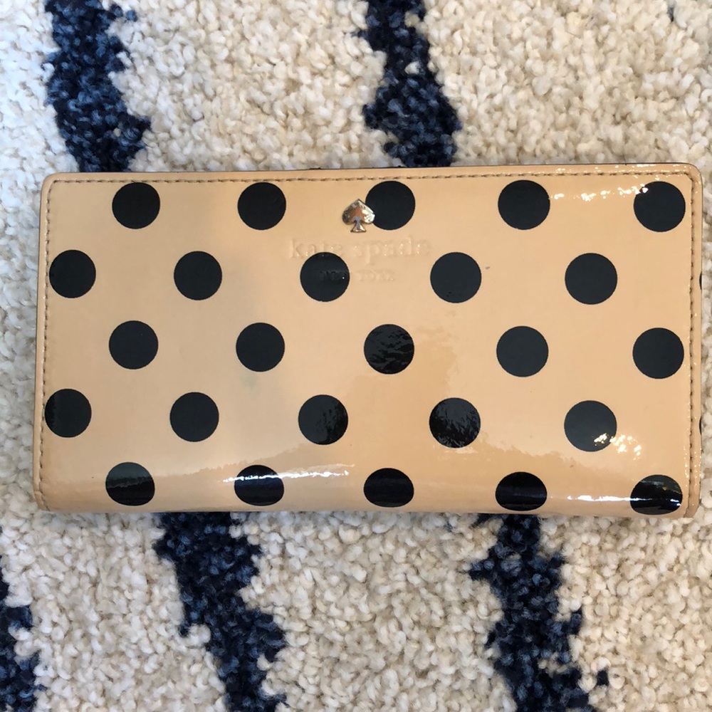 Kate Spade polka dot wallet